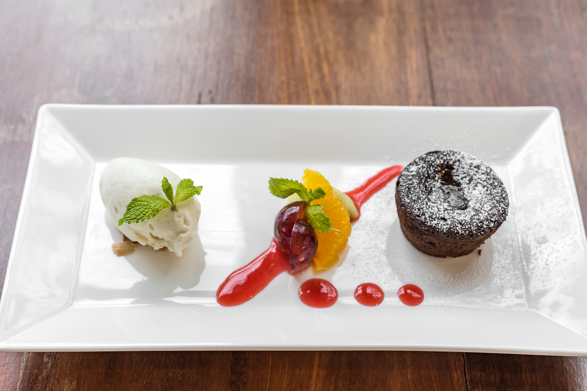 Ready-to-serve desserts in uniform portions